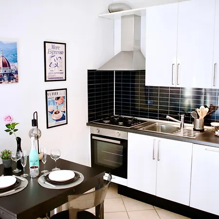 Апартаменты Charming Near The Center Флоренция
